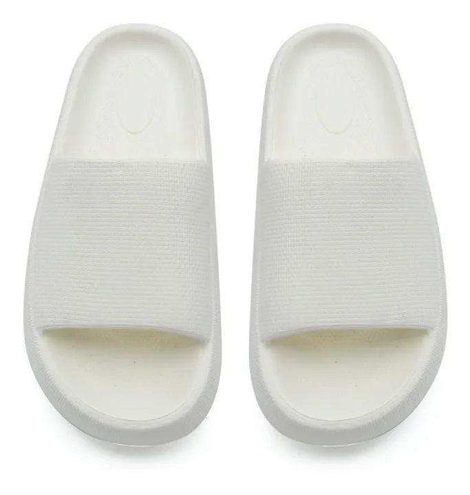 Fluffy lady sandal