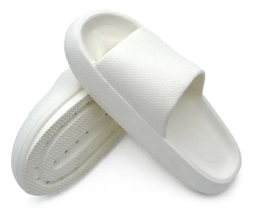 Fluffy lady sandal