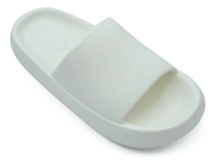 Fluffy lady sandal