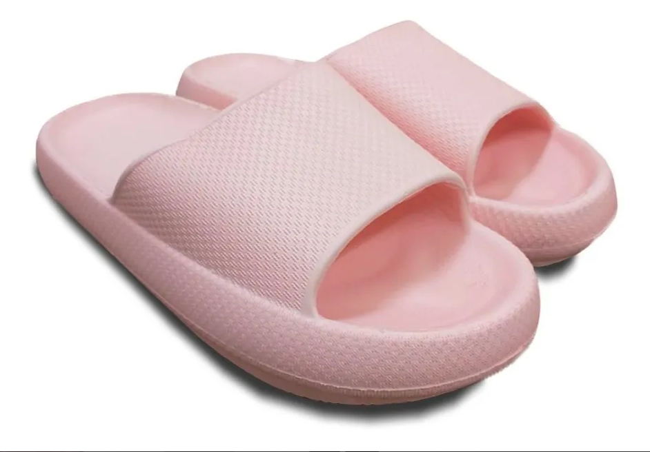 Fluffy lady sandal